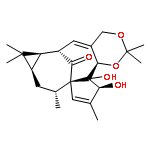 7H-?6,?9a-?Methano-?4H-?cyclopenta[9,?10]?cyclopropa[5,?6]?cyclodeca[1,?2-?d]?-?1,?3-?dioxin-?13-?one, 6,?6a,?7a,?8,?9,?12,?12a,?12b-?octahydro-?12,?12a-?dihydroxy-?2,?2,?7,?7,?9,?11-?hexamethyl-?, (6R,?6aR,?7aR,?9R,?9aS,?12S,?12aR,?12bR)?-